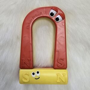 80s Fisher Price Magnet Curious Critters Maggie Minnie Set